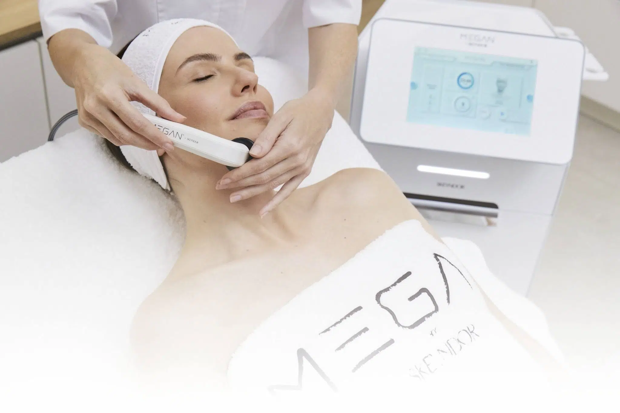 Megan Pore Refining Detox Facial
